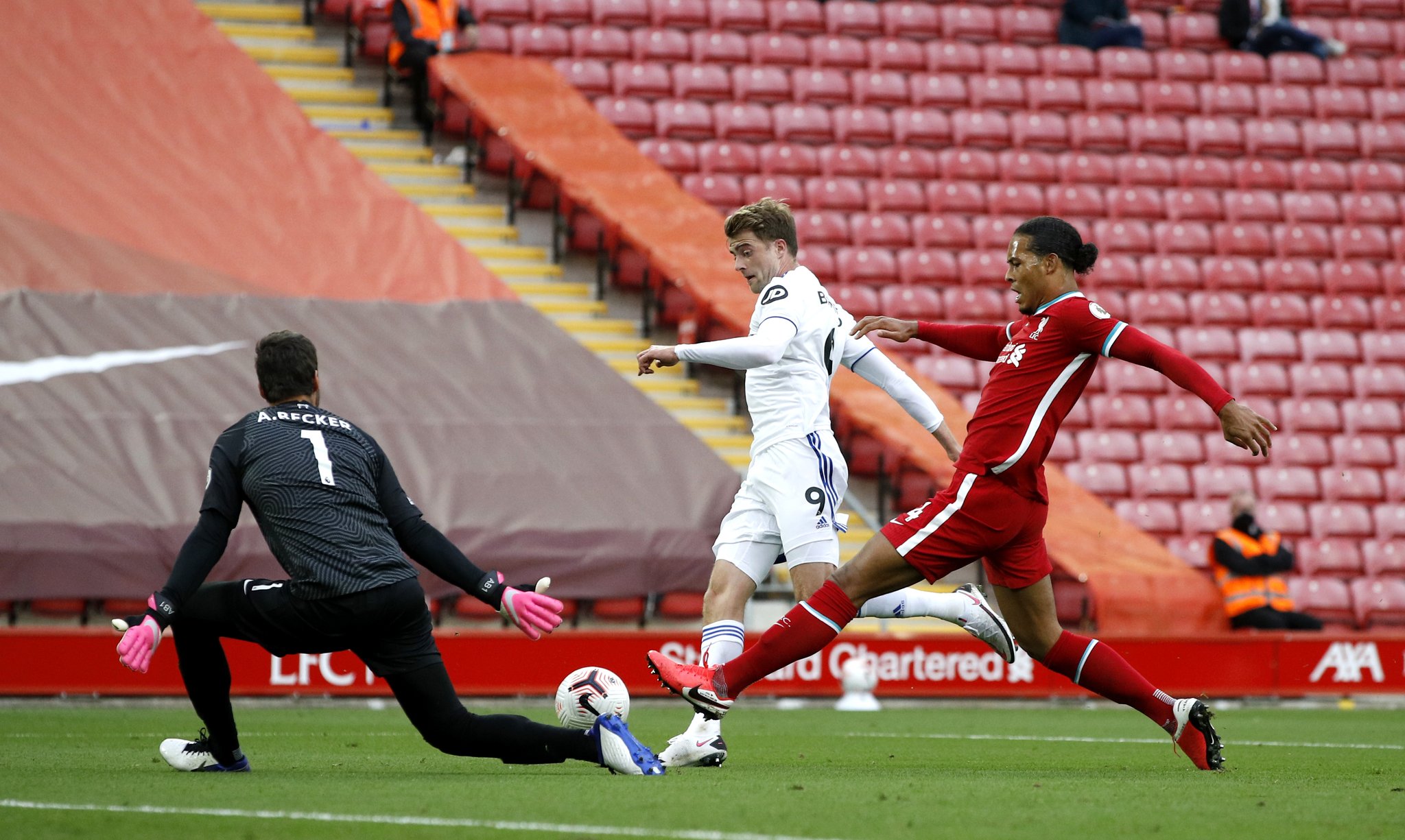 下保持比赛 下保持比赛